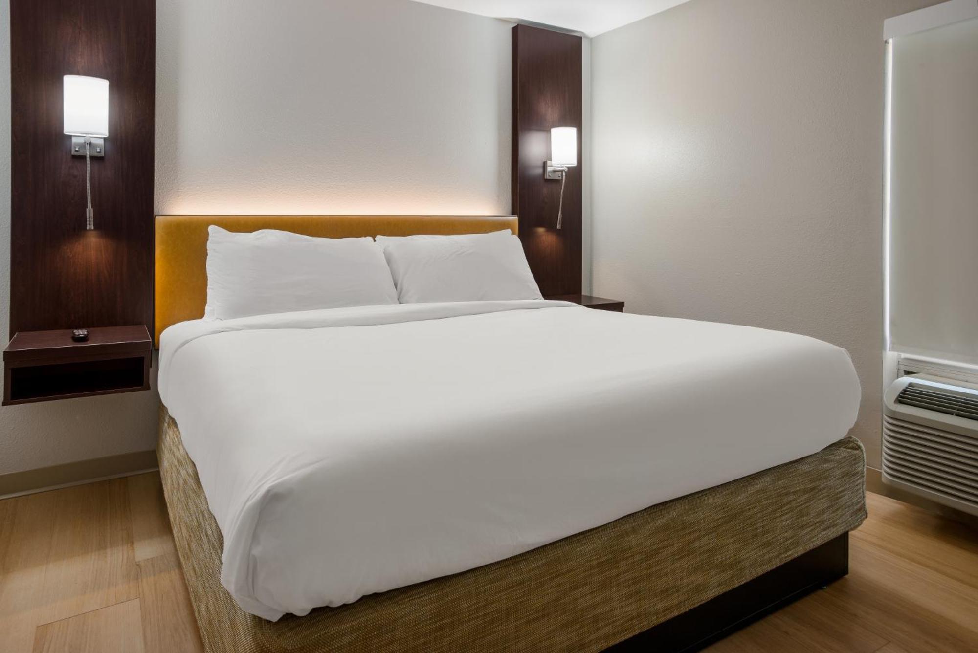 The Marco Hotel Lac Charles Extérieur photo